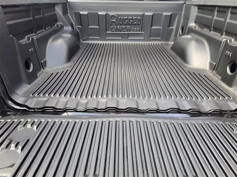 Used 2022 GMC Canyon AT4 w/ Trailering Package image 29