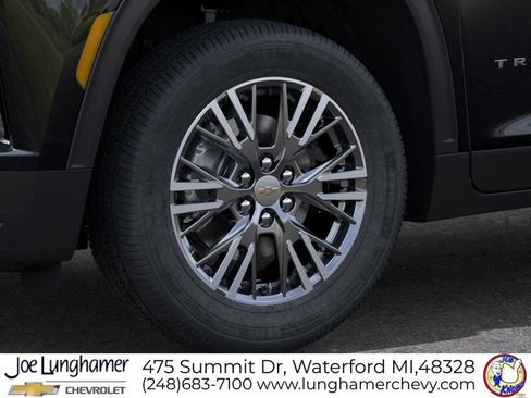 New 2026 Chevrolet Traverse LT w/ Driver Confidence Package AWD/4WD image 10