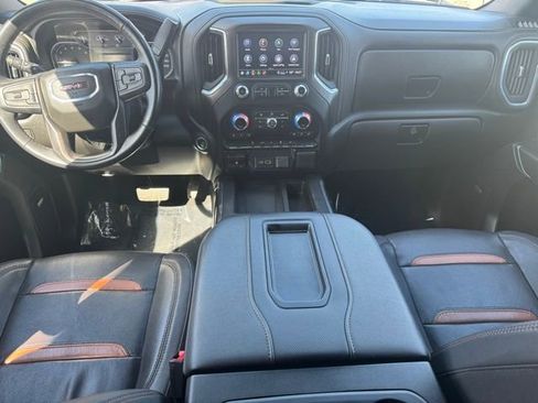 Used 2022 GMC Sierra 1500 AT4 w/ AT4 Preferred Package AWD/4WD image 11