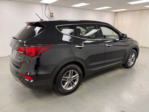 Used 2018 Hyundai Santa Fe Sport w/ Cargo Package FWD image 6