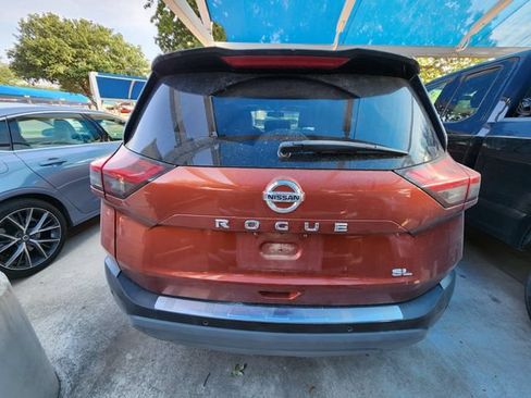 Used 2021 Nissan Rogue SL w/ Premium Package FWD image 5