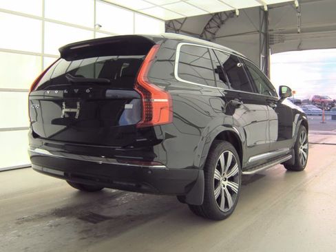 Used 2024 Volvo XC90 T8 Plus w/ Protection Package Premier image 2