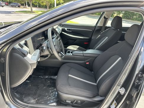 Used 2025 Hyundai Sonata SEL FWD image 16