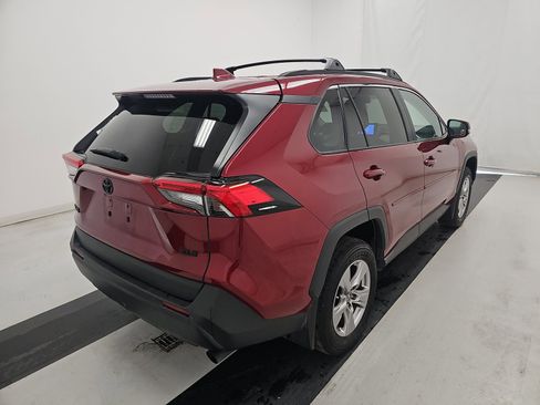 Used 2025 Toyota RAV4 XLE w/ Convenience Package image 4