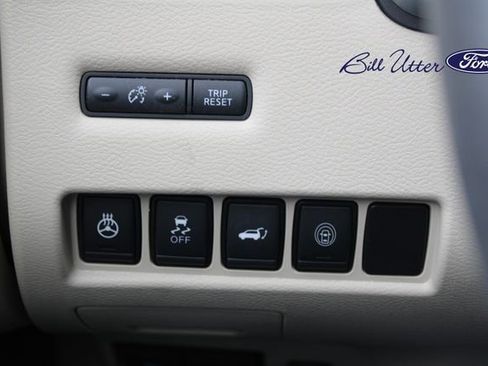 Used 2021 Nissan Murano Platinum w/ Cargo Package image 21