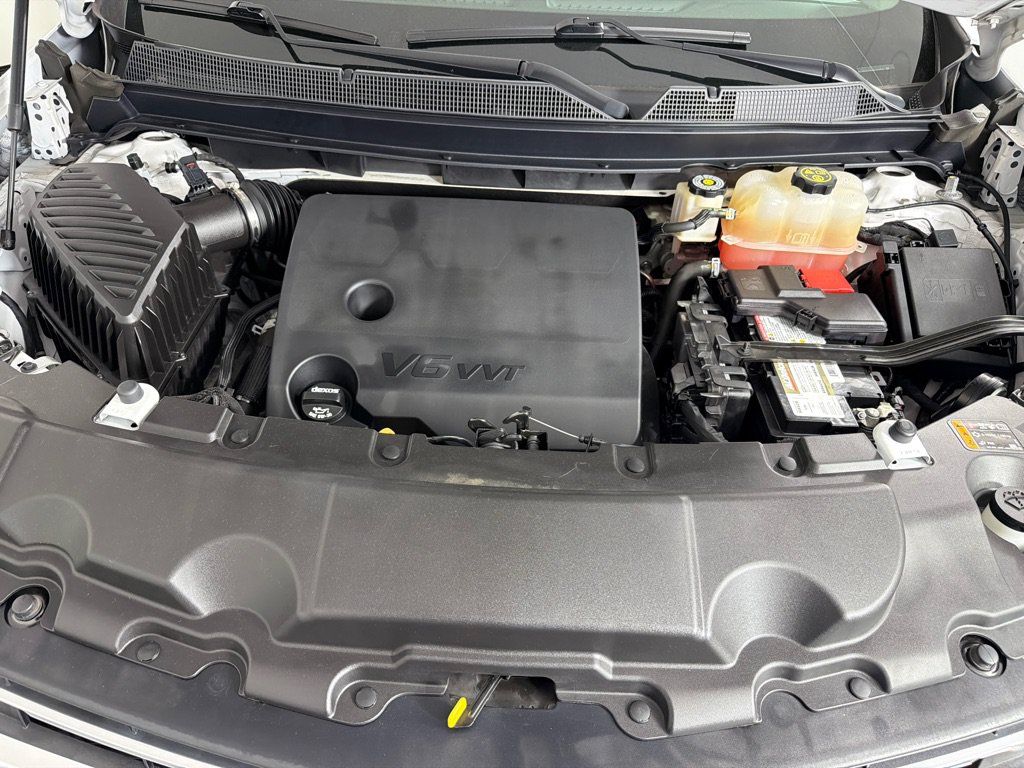 Used 2019 Chevrolet Traverse LT FWD image 26