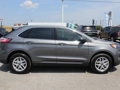New 2024 Ford Edge SEL w/ Convenience Package image 4