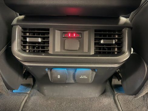 Used 2023 Ford F150 Lariat w/ Equipment Group 502A High AWD/4WD image 13