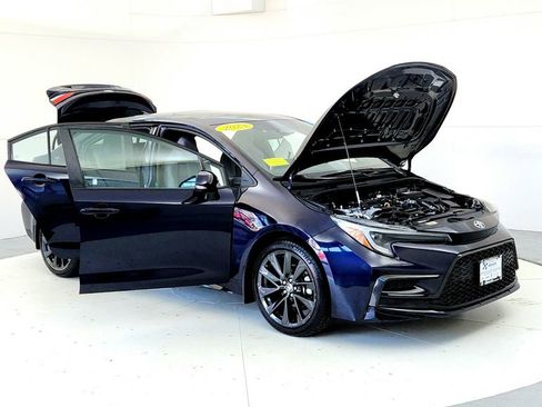 Certified 2023 Toyota Corolla SE w/ SE Premium Package FWD image 12