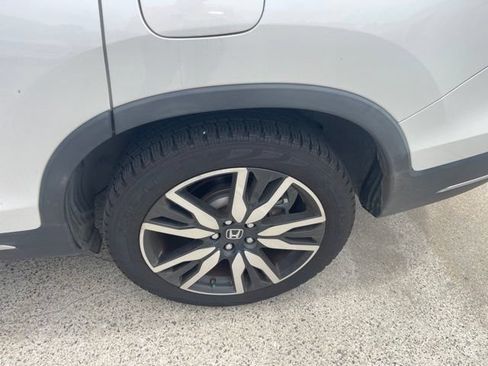 Used 2020 Honda Pilot Touring image 41