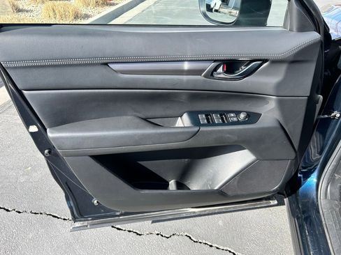 Used 2018 MAZDA CX-5 Touring image 9