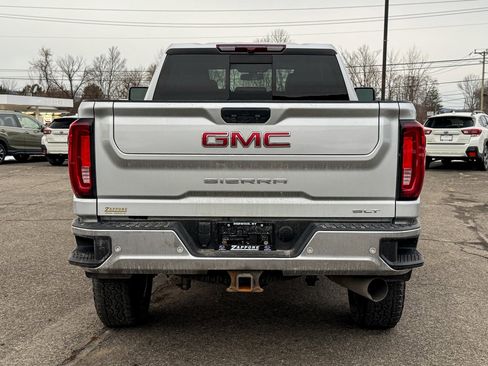 Used 2023 GMC Sierra 2500 SLT w/ SLT Premium Package image 4