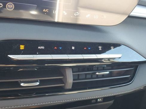 New 2026 Buick Enclave Sport Touring image 23