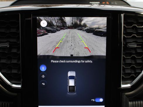 Used 2025 Ford Ranger XLT w/ Trailer Tow Package image 12