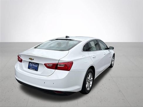 Used 2020 Chevrolet Malibu LS FWD image 3