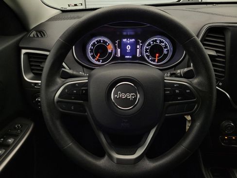 Used 2019 Jeep Cherokee Latitude w/ Popular Appearance Group image 22