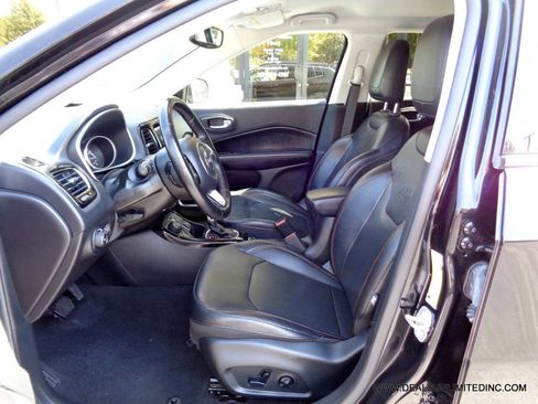 Used 2020 Jeep Compass Limited image 10
