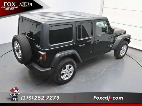 Used 2020 Jeep Wrangler Unlimited Sport S AWD/4WD image 32