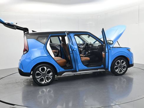 Certified 2025 Kia Soul EX FWD image 54