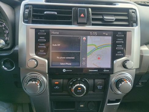 Used 2020 Toyota 4Runner SR5 Premium w/ Moonroof Package AWD/4WD image 33