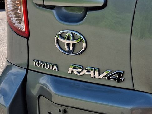 Used 2008 Toyota RAV4 Limited AWD/4WD image 30