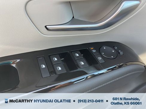Certified 2025 Hyundai Tucson Limited FWD image 39