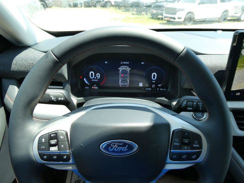 New 2026 Ford Explorer Active AWD/4WD image 25