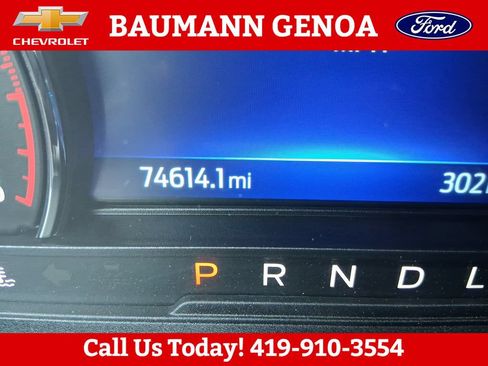 Used 2023 Ford Explorer XLT AWD/4WD image 19