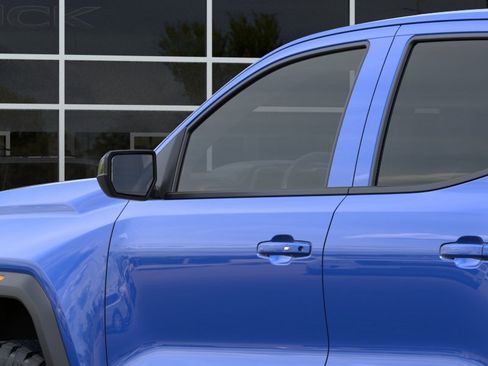 New 2026 GMC Canyon Elevation w/ Convenience Package RWD image 12