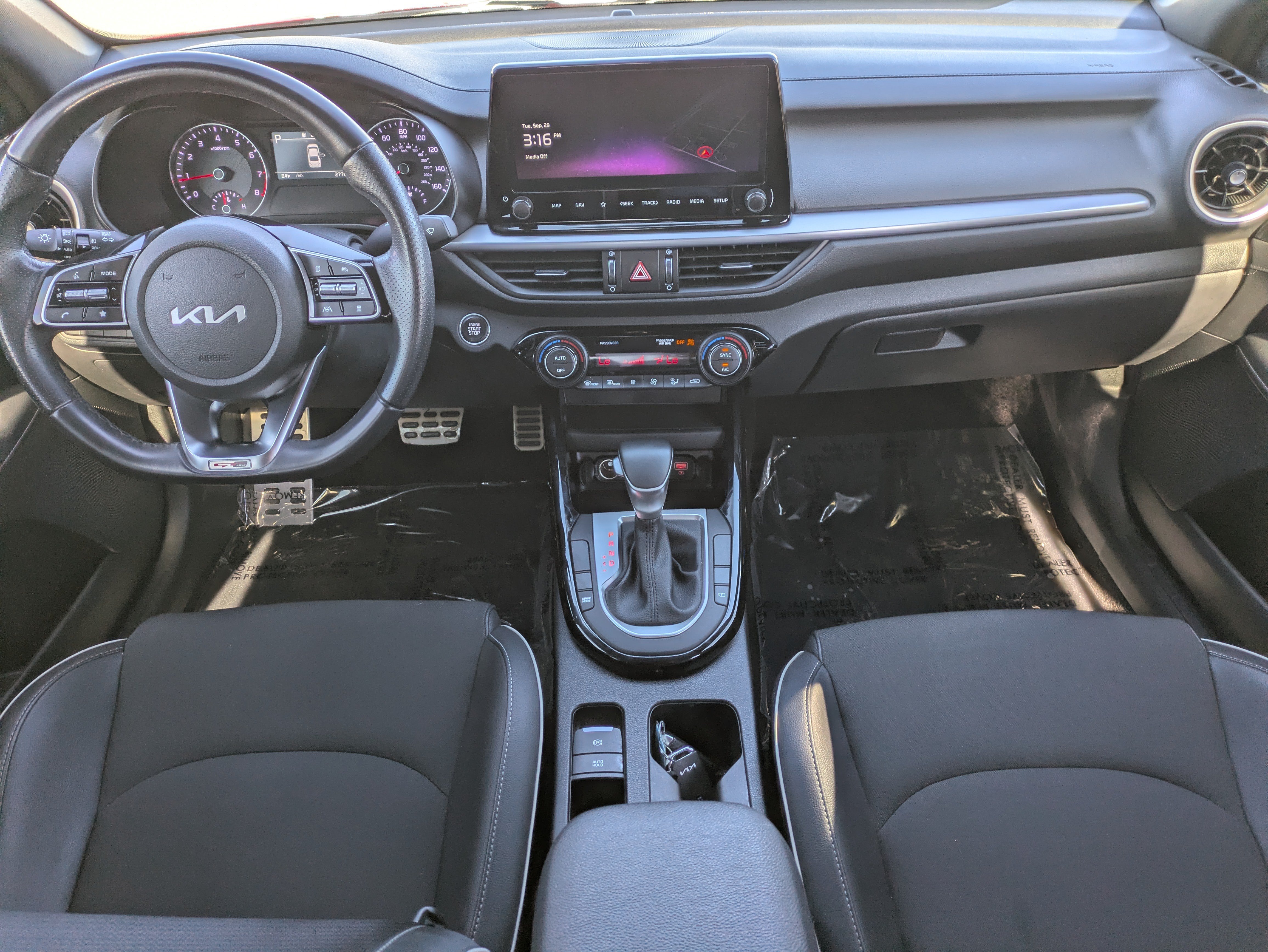 Certified 2024 Kia Forte GT-Line FWD image 14