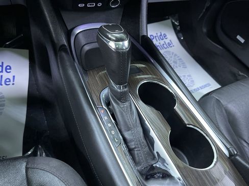 Used 2020 Chevrolet Malibu Premier image 25