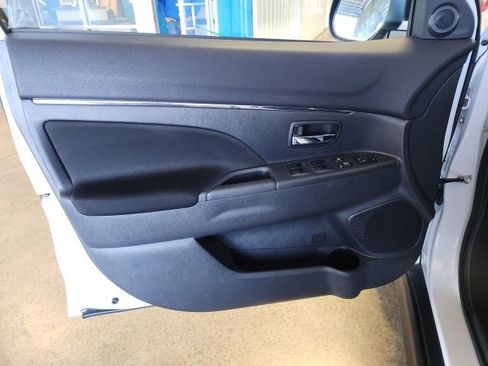 Used 2022 Mitsubishi Outlander Sport ES image 9