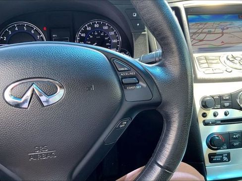 Used 2015 INFINITI Q60 AWD Coupe w/ Premium Package image 22