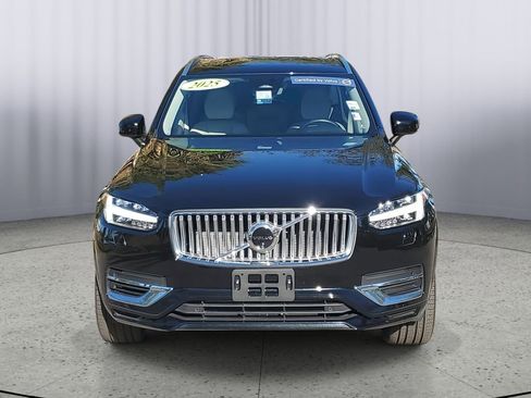 Certified 2025 Volvo XC90 T8 Plus w/ Protection Package Premier image 10