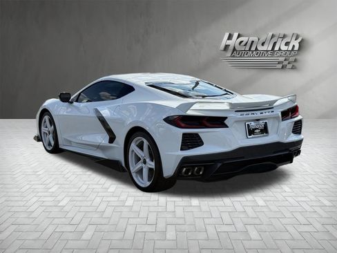 Used 2023 Chevrolet Corvette Stingray Coupe w/ Z51 Performance Package RWD image 9
