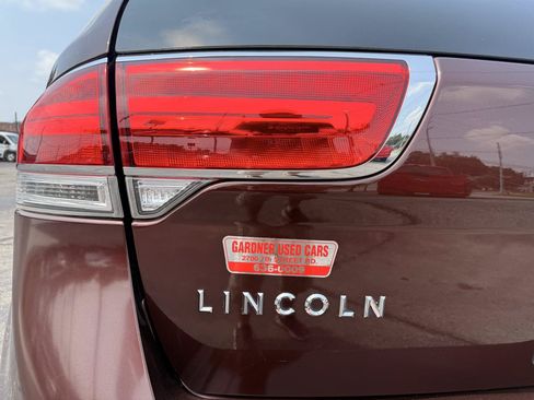Used 2012 Lincoln MKX AWD image 6