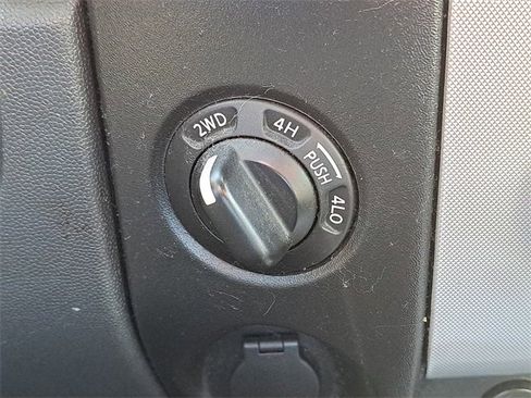 Used 2011 Nissan Titan PRO-4X w/ Pro-4x Luxury Pkg image 18