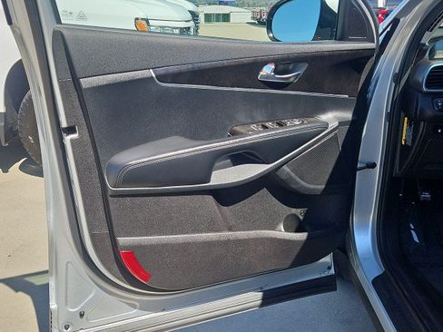 Used 2016 Kia Sorento L FWD image 18