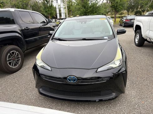 Used 2019 Toyota Prius XLE w/ Advanced Technology Package FWD image 6