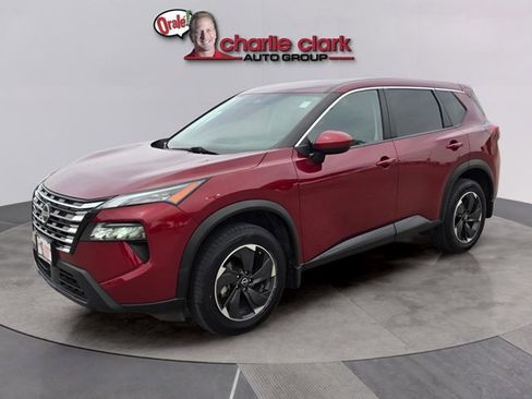 Certified 2024 Nissan Rogue SV FWD image 2