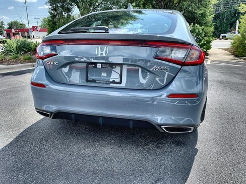 Used 2023 Honda Civic Sport Touring image 7