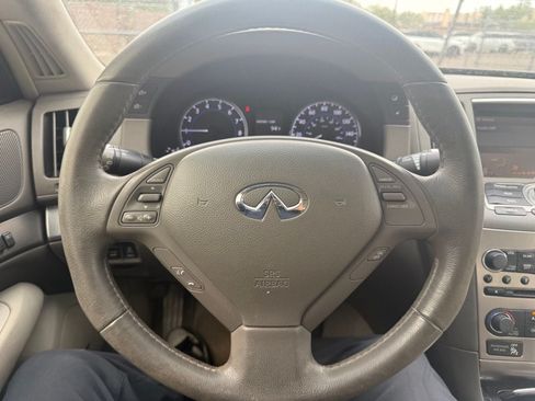 Used 2012 INFINITI G37 Journey w/ Premium Pkg RWD image 17