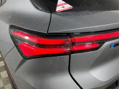 Certified 2026 Chevrolet Equinox EV RS FWD image 20