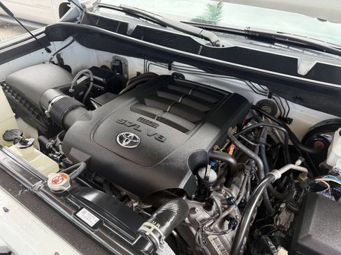 Used 2020 Toyota Tundra SR5 w/ SR5 Upgrade Package RWD image 25