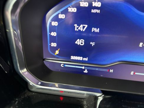 Used 2024 Chevrolet Silverado 1500 LT Trail Boss w/ Convenience Package II image 16