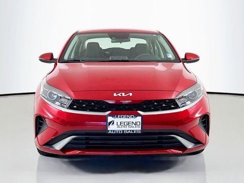 Used 2023 Kia Forte LXS w/ LXS Technology Package FWD image 2