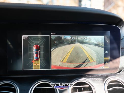 Used 2018 Mercedes-Benz E 43 AMG 4MATIC Sedan image 31