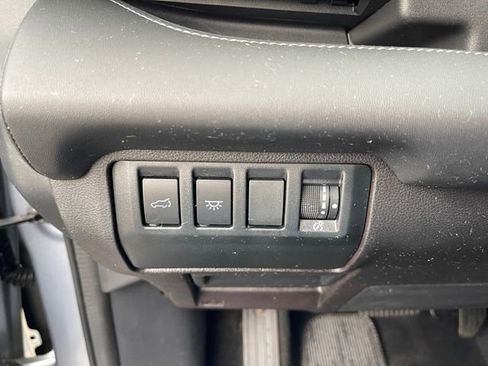 Used 2023 Subaru Ascent Limited w/ Technology Package image 32