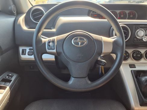 Used 2010 Scion xB image 5