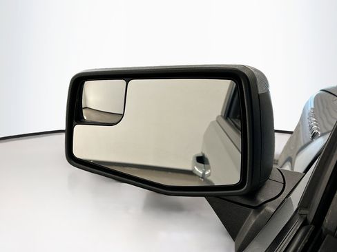 Used 2024 Chevrolet Silverado 1500 LT image 16